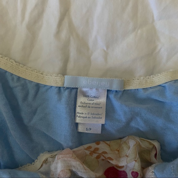 BRAND NEW NEVER USED LINGERIE SET - Picture 5 of 8